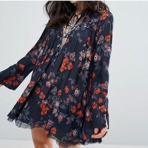 🛑FREE PEOPLE So Fine Pebble Crepe Smocked Tunic